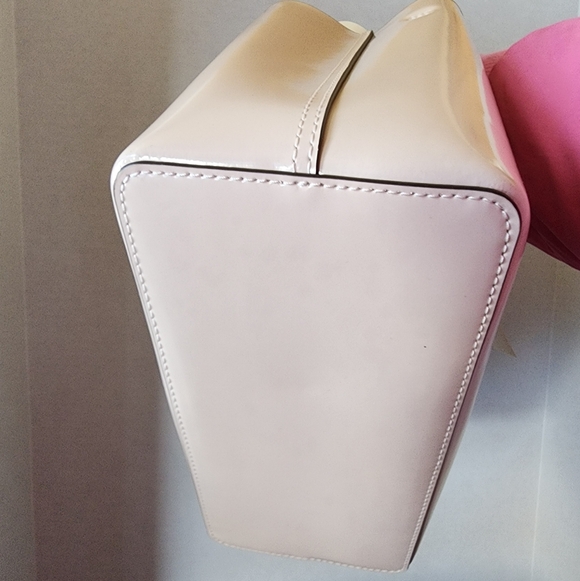 ✨️NWT✨️ Tory Burch Blake Patent Leather Small Tote, Soft Pink, 2024, $398 MSRP - Picture 5 of 9
